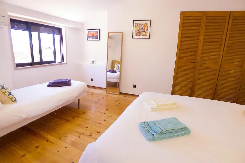 Lv Premier Flores Fl1 Lisbon Apartment
