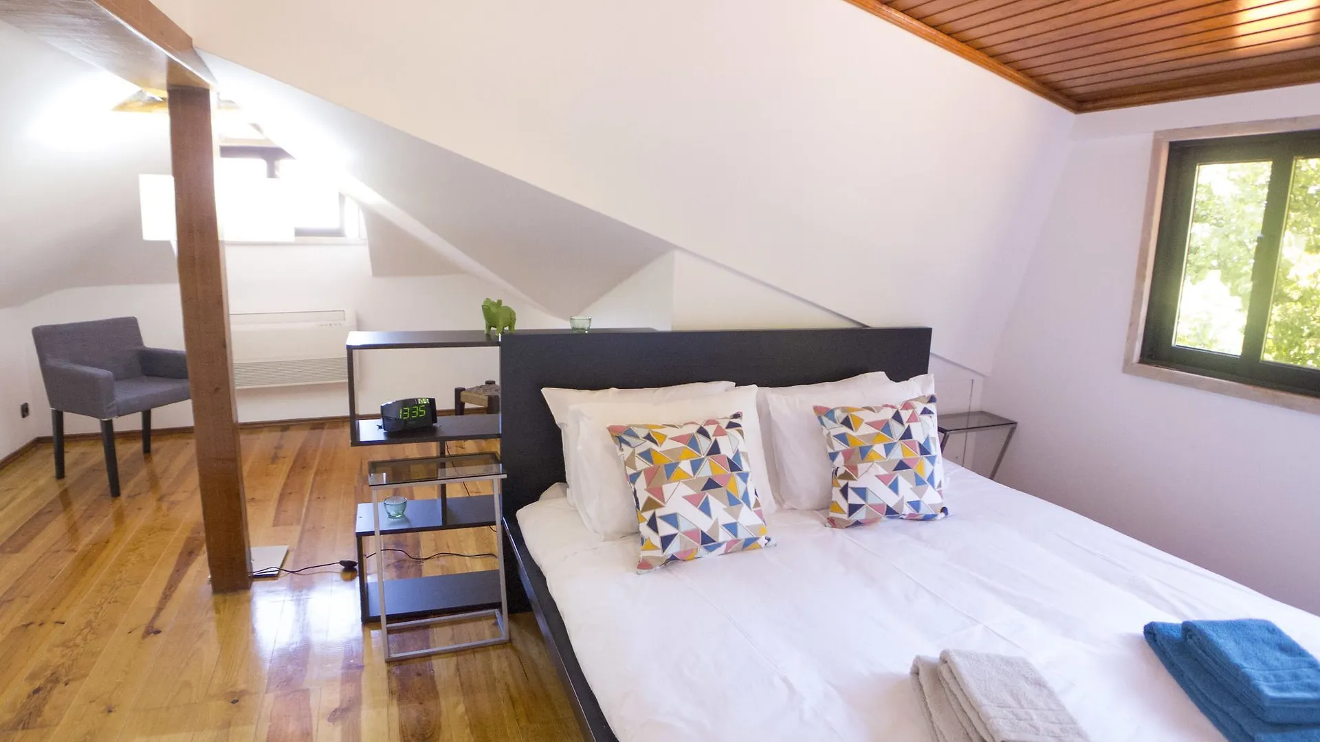 Lv Premier Flores Fl1 Lisbon