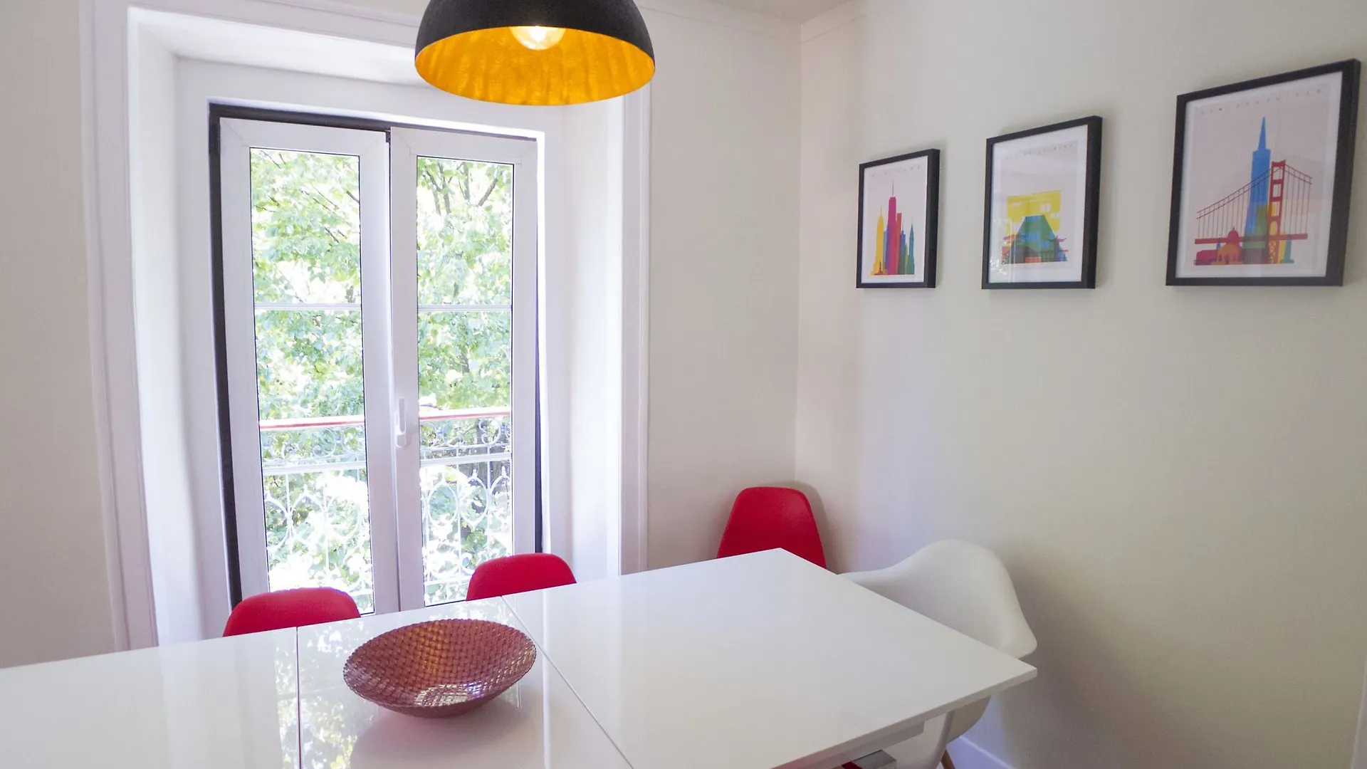Lv Premier Flores Fl1 Lisbon Apartment